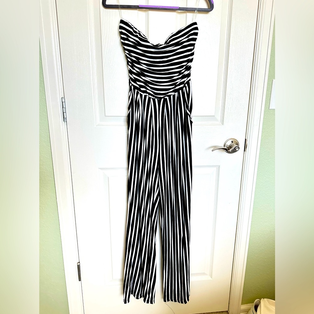 Jumpsuit black and white